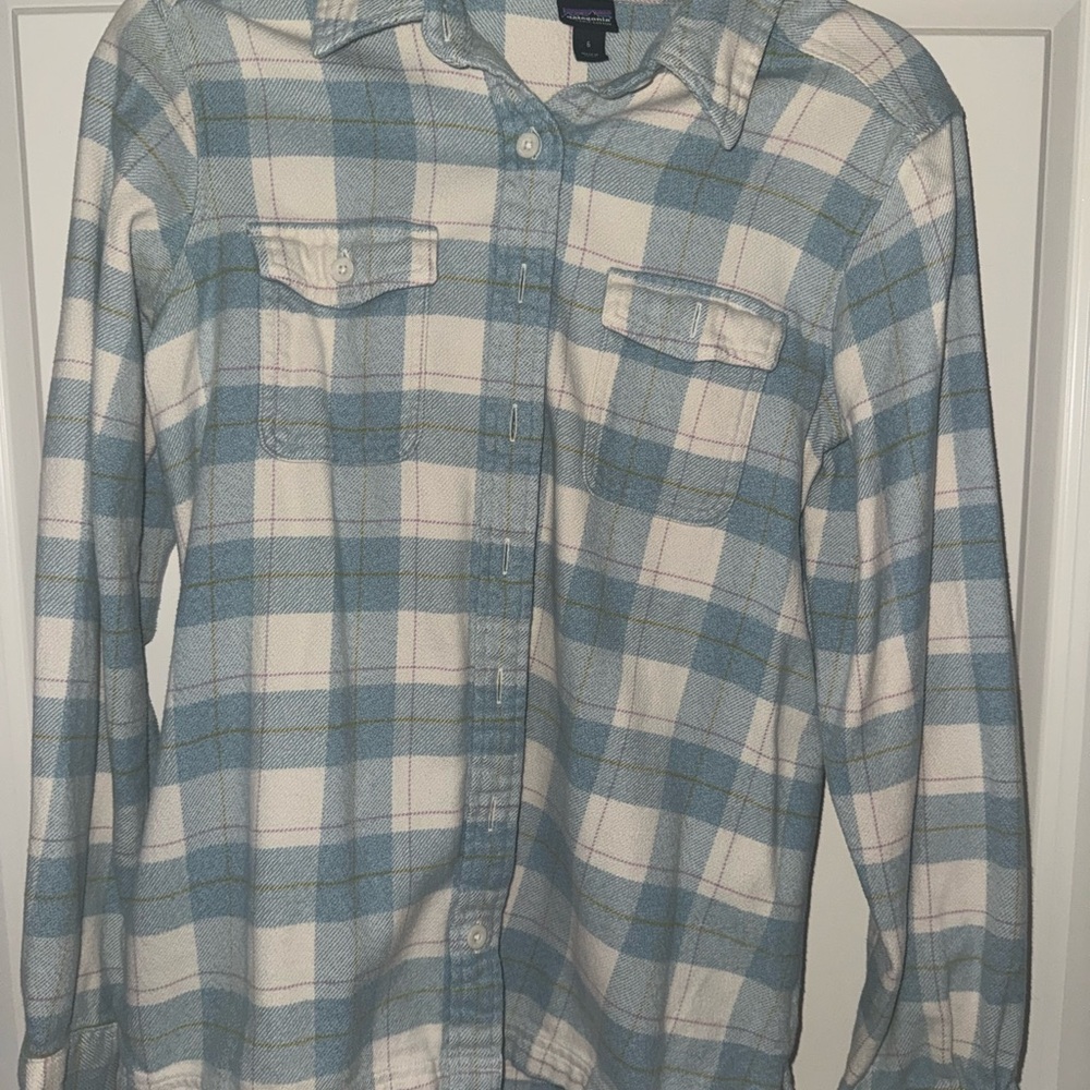 Women’s Patagonia Button-Up